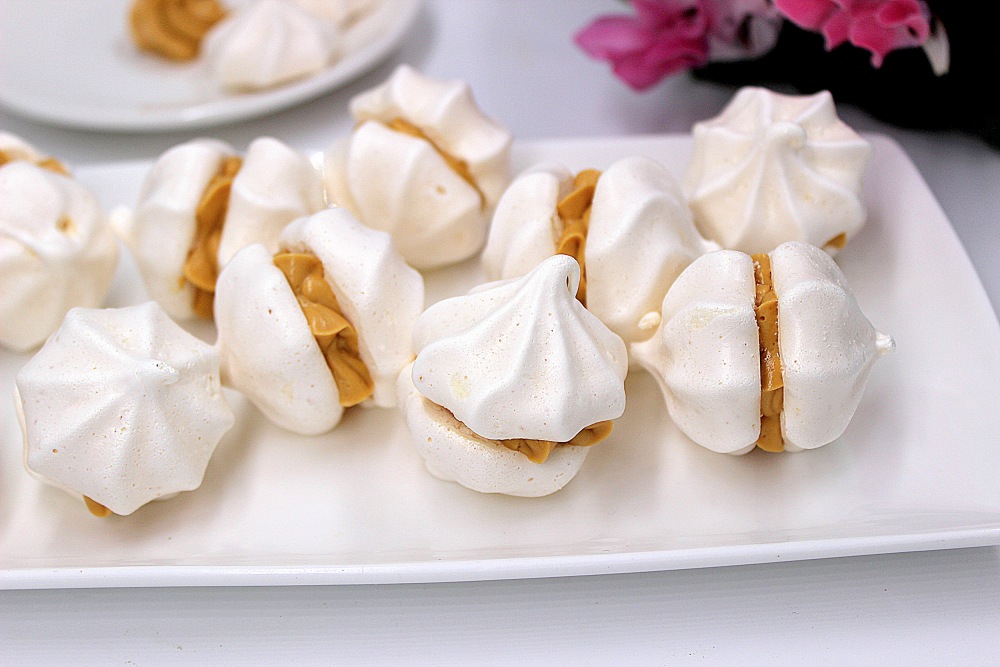 Домашнее безе с вареной сгущенкой