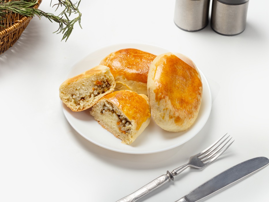 Пирожки с печенью и рисом в духовке