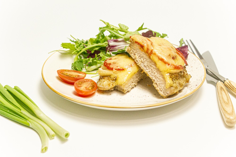 Как приготовить стейк в духовке из свинины