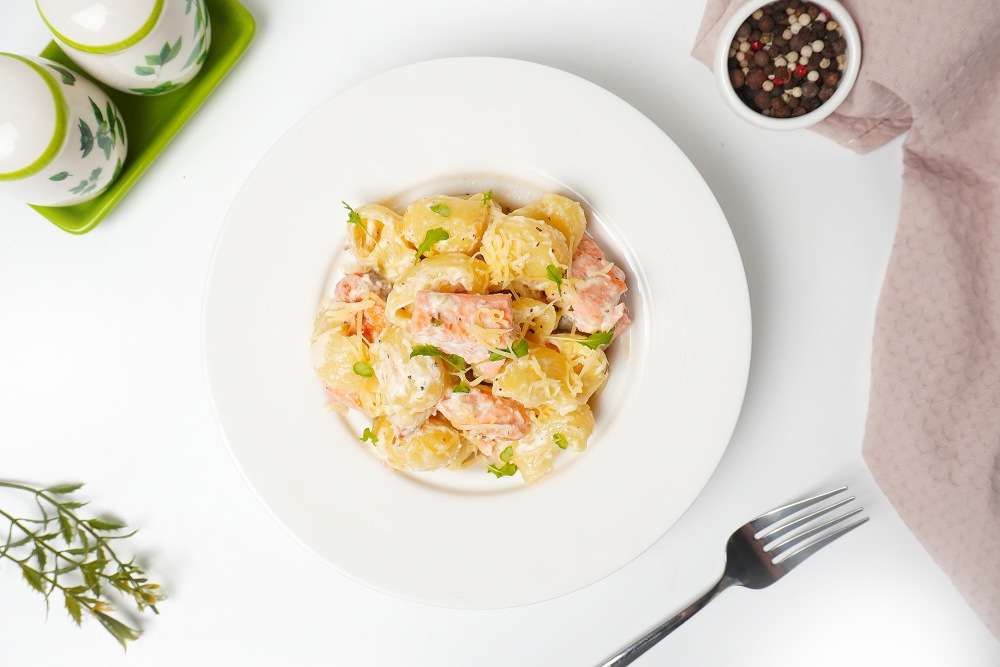 Паста с лососем в сливочном соусе