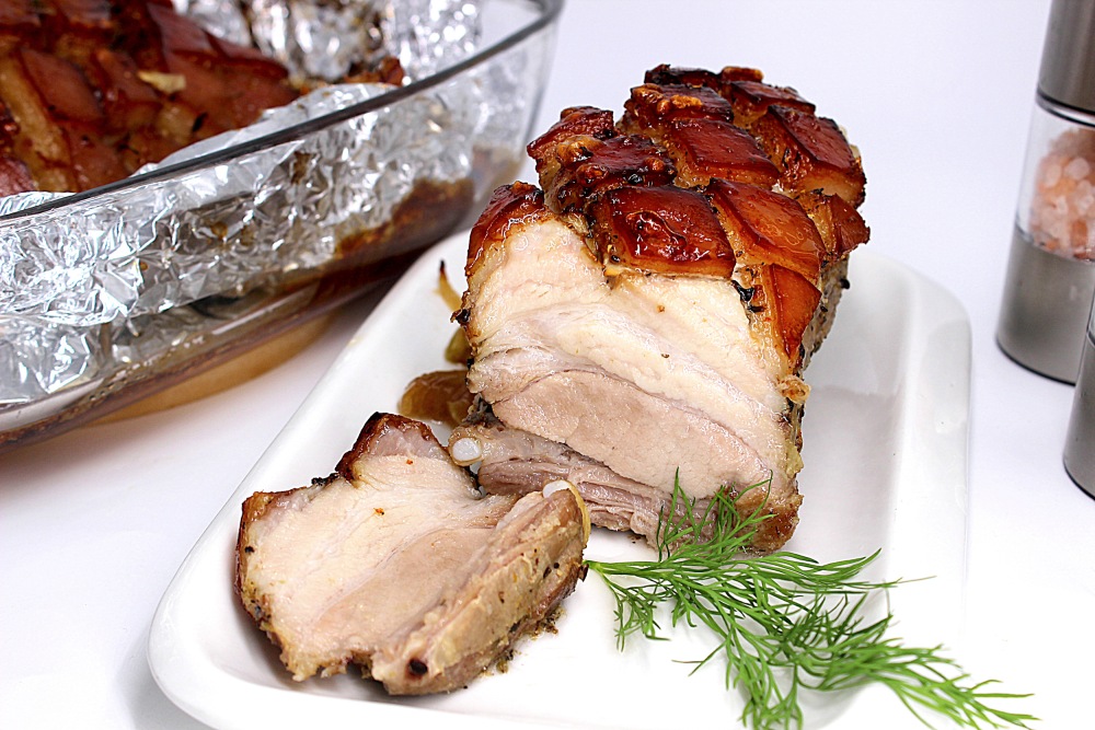 Свиная грудинка запеченная в духовке в фольге