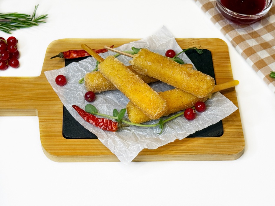 Сырные палочки в панировке