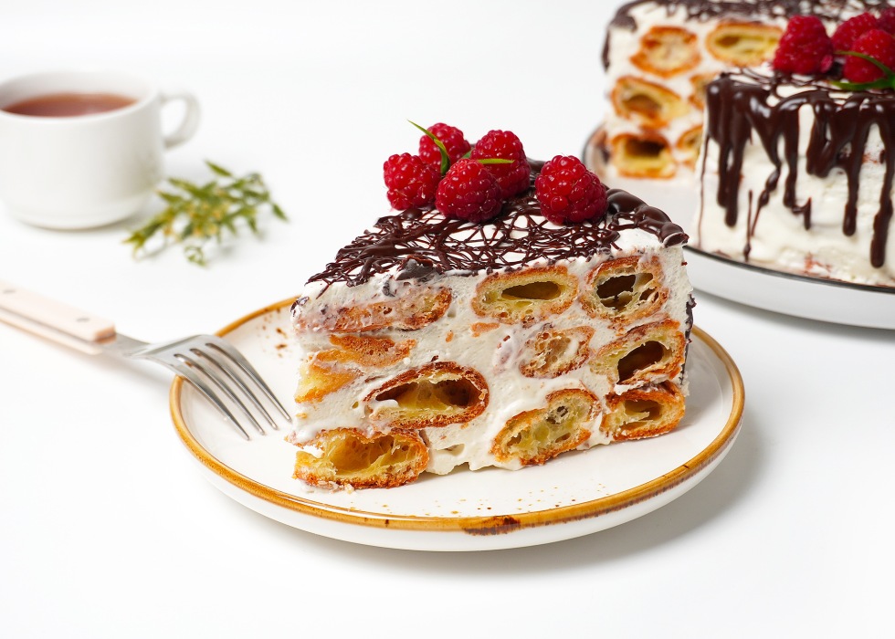 Торт “Дамские пальчики” со сметанным кремом: классический рецепт