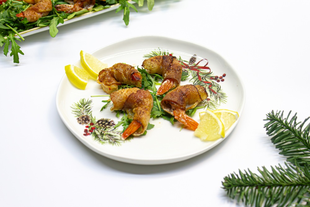 Запечённые креветки в беконе на праздничный стол