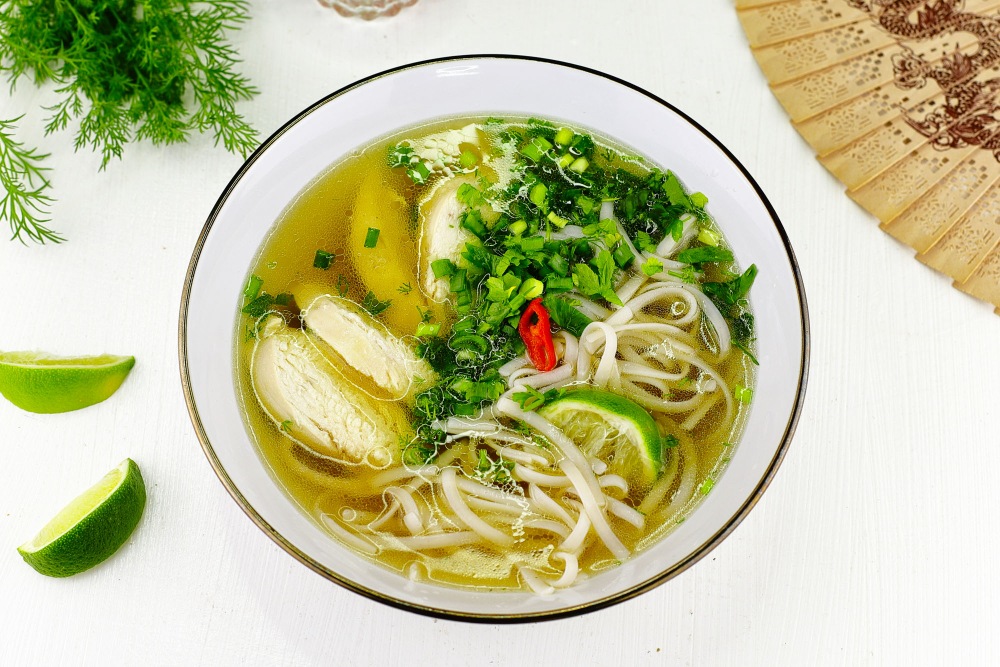 Суп фо бо домашний с курицей