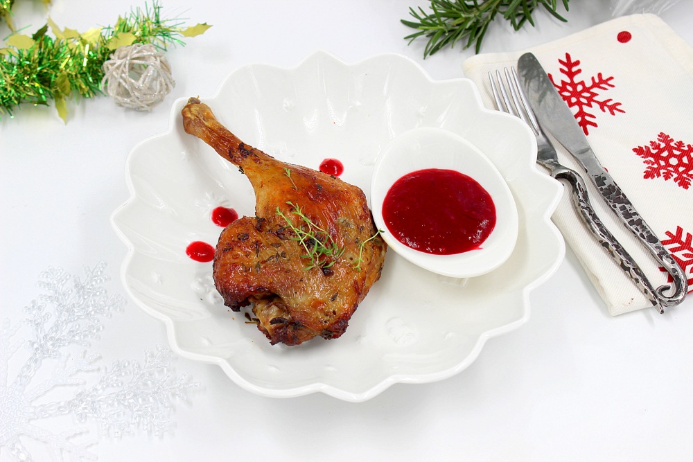 Утиные ножки с клюквенным соусом на Новый год