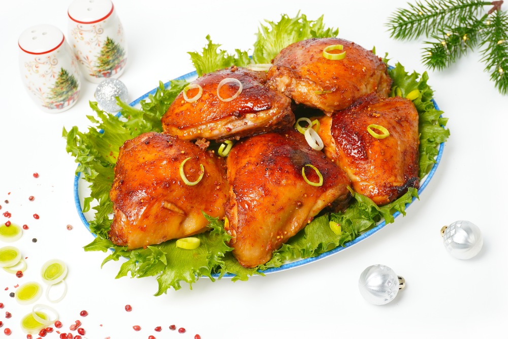 Куриные бедра в духовке в медовом соусе на Новый год