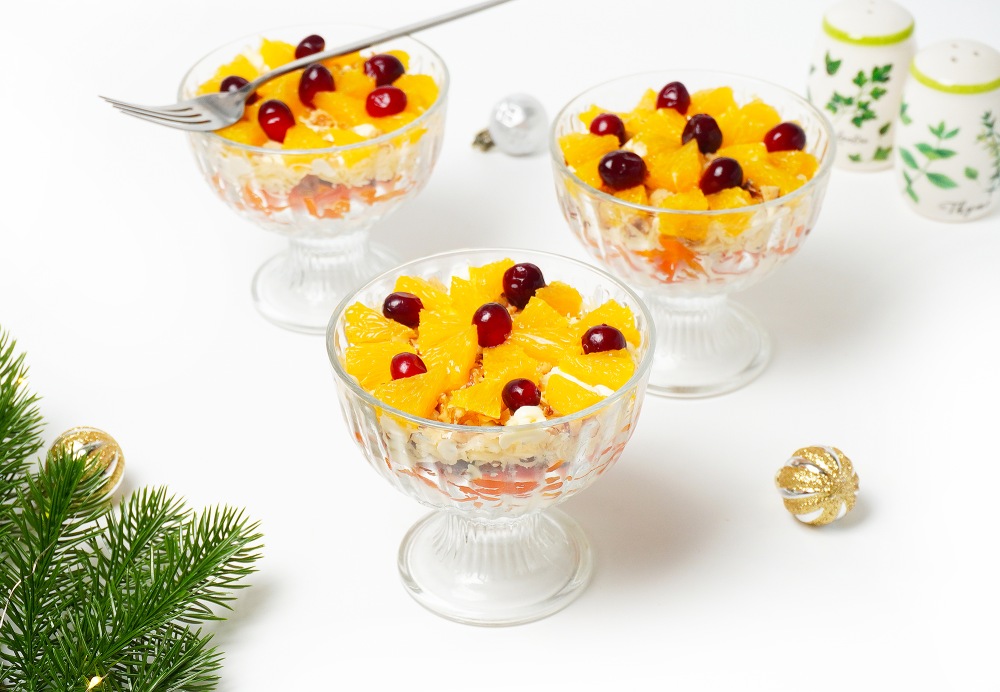 Салат с апельсином и курицей на Новый год