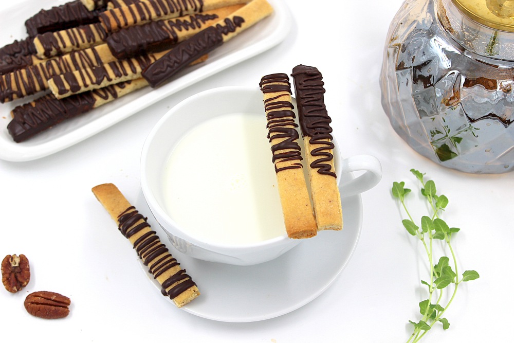 Печенье палочки в шоколаде