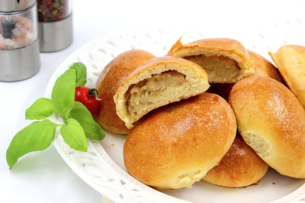 Пирожки с капустой и картошкой в духовке