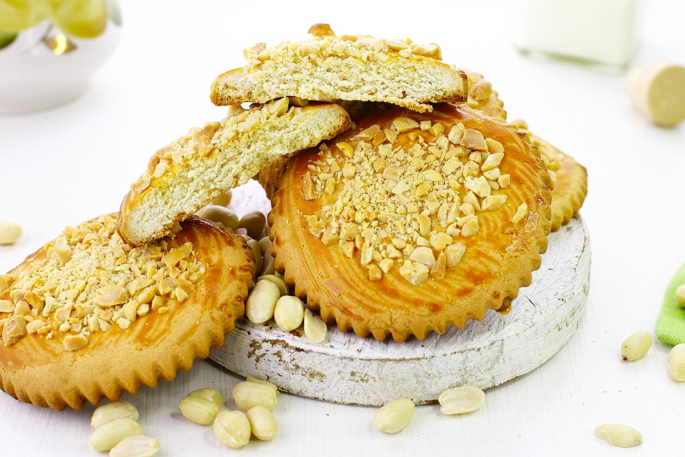 Рецепт молочных коржиков из детства в духовке