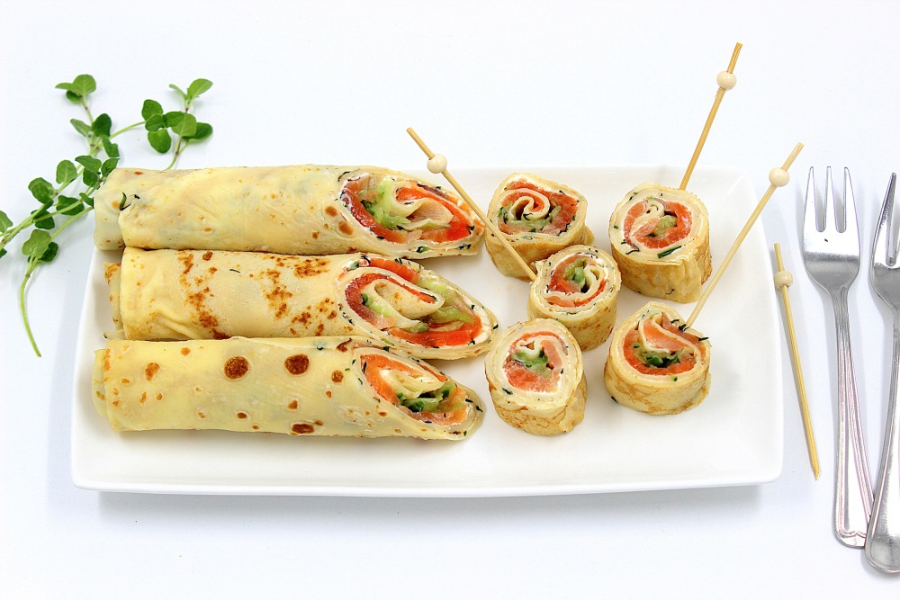 Блинчики с красной рыбой и творожным сыром