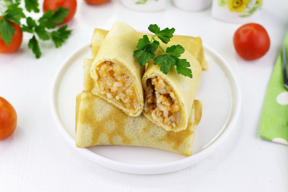 Блины с фаршем и рисом