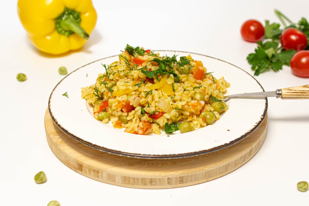 Булгур с овощами на сковороде: постный рецепт