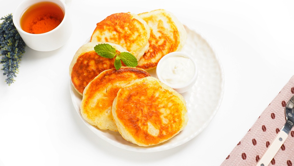 Классические оладушки на кефире пышные