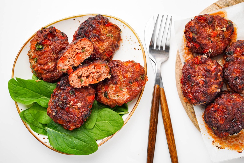 Котлеты из фарша в аэрогриле