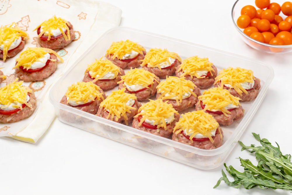 Заготовки впрок: куриные гнезда под сыром