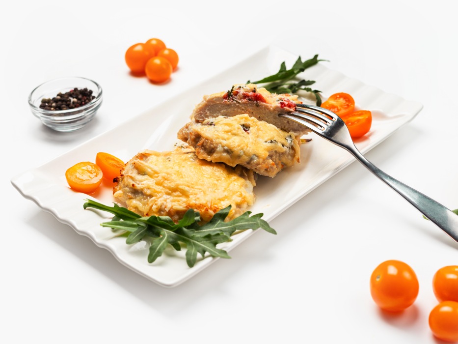 Заготовки впрок: куриные гнезда под сыром