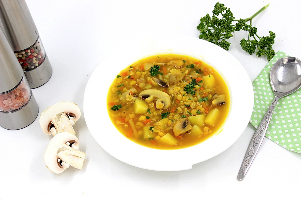 Гороховый суп с картошкой и грибами постный