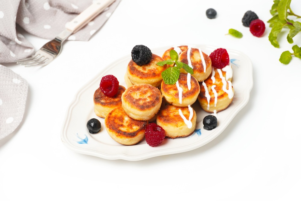 Мини-сырники: заготовка из творога