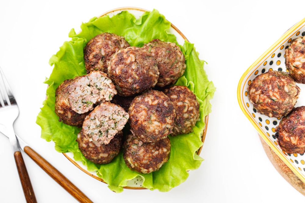 Тефтели в аэрогриле с рисом