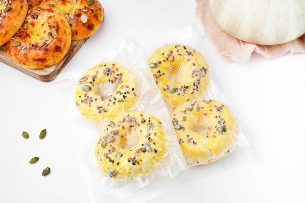 Творожные бейглы: заготовка из творога