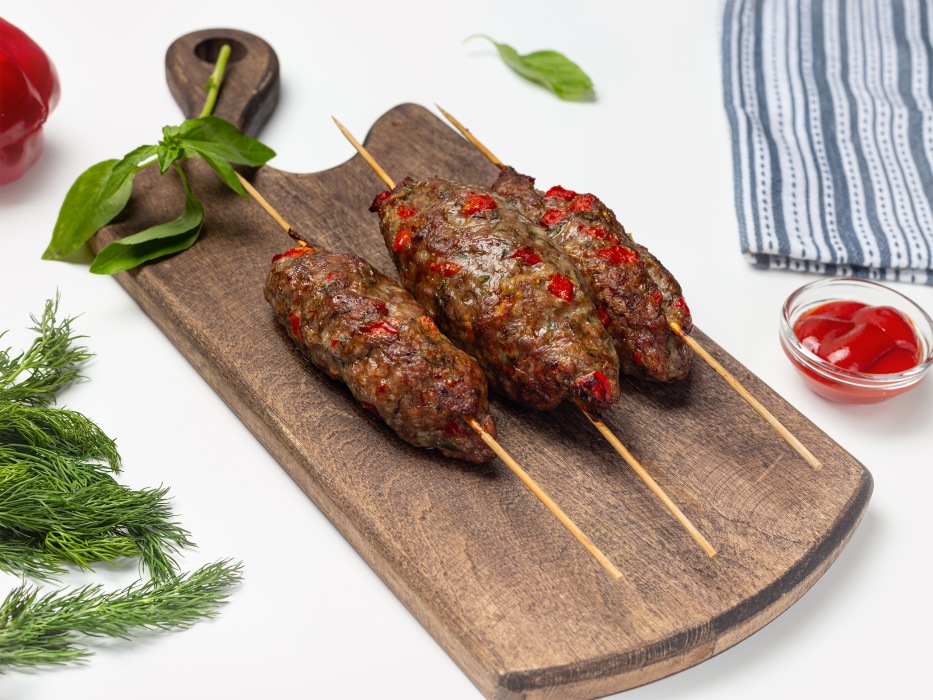 Люля-кебаб в домашних условиях: заготовка в морозилку