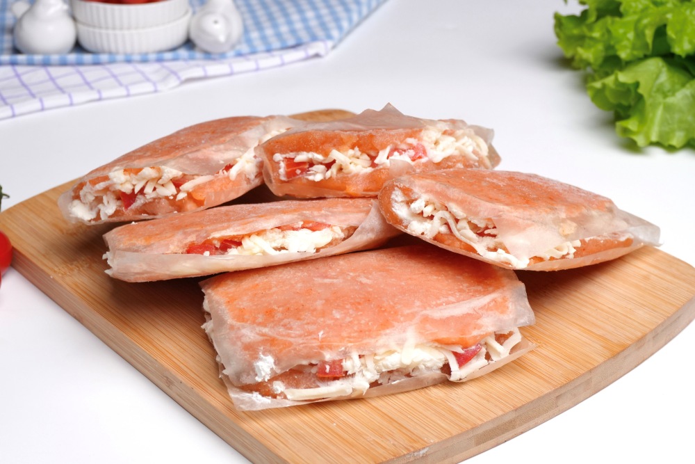 Заготовки из курицы: куриные кармашки с сыром