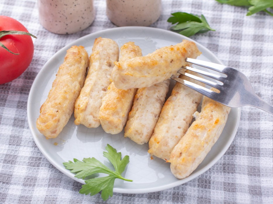 Домашние сосиски: заготовки из курицы