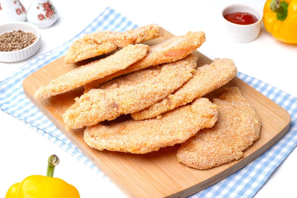 Шницель в панировке: заготовка из курицы